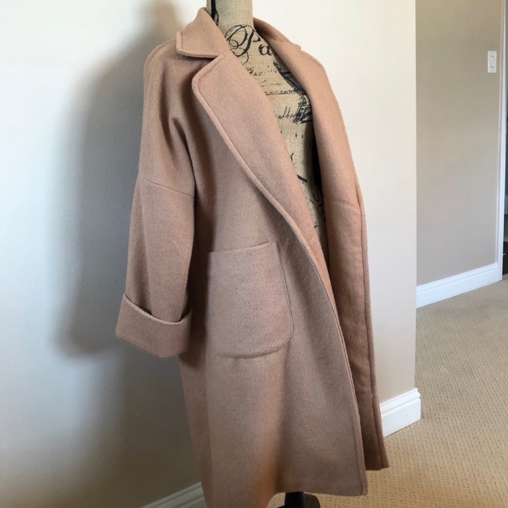 Custom made camel coat - Picture 5 of 9